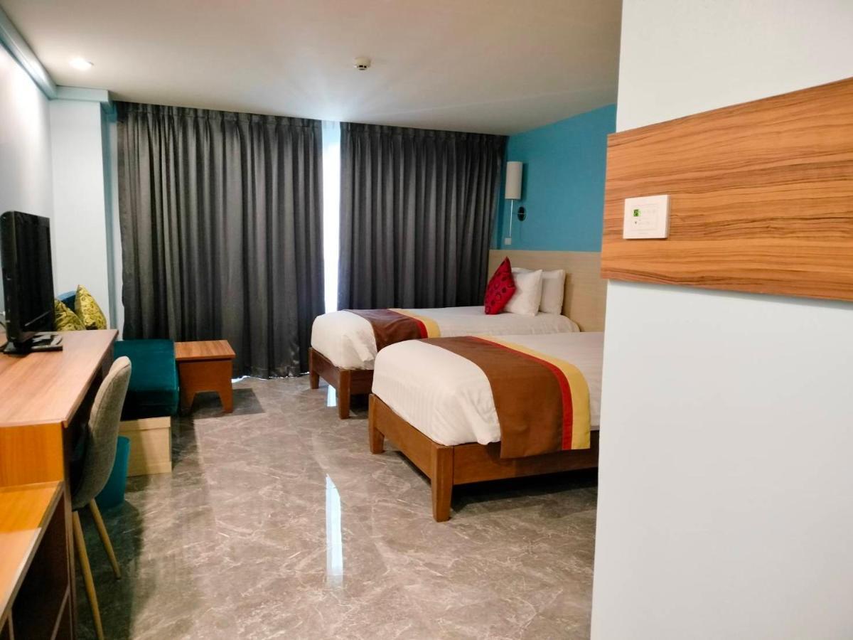 Saisawan Beach Luxury Hotel Na Chom Thian Exterior photo
