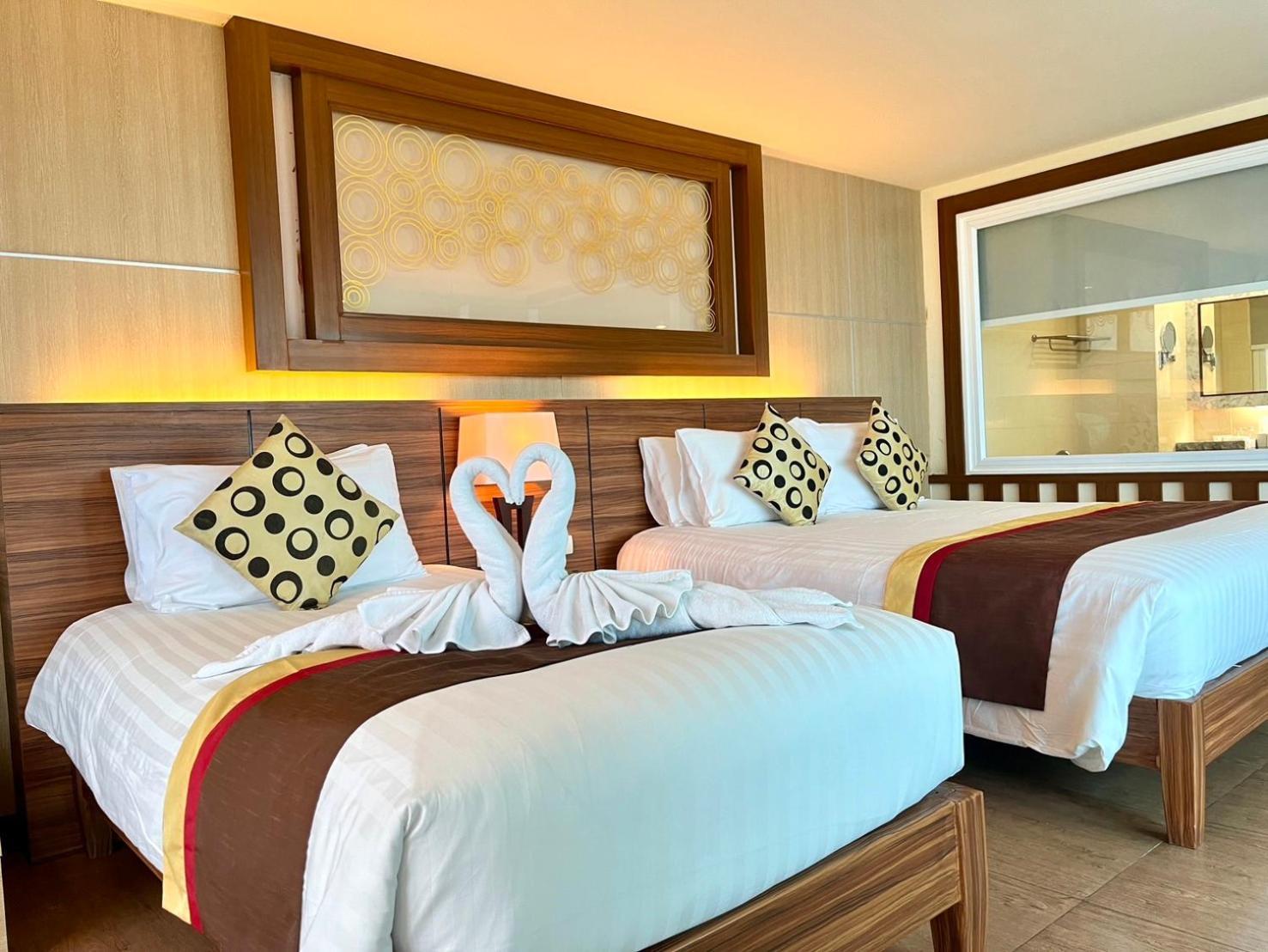 Saisawan Beach Luxury Hotel Na Chom Thian Exterior photo